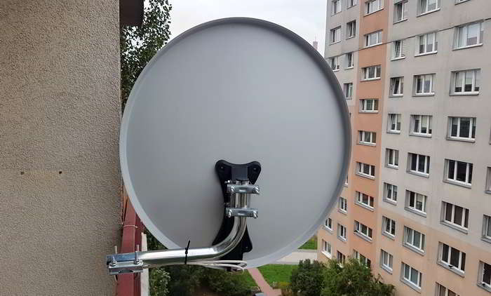 montaż anteny sat C+ na balkonie Łódź widzew